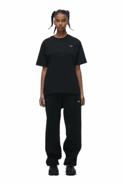 T-SHIRT BLACK(T Shirt Black 1) -6PM Store 0021 6PM ECOM 6PM plus Look 47 2136 min