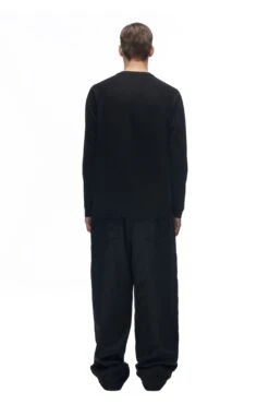 LH LONGSLEEVE BLACK/BLACK(Lh2 Longsleeve Black) -6PM Store 0050 6PM ECOM LH 2 Look 19 0503