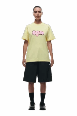BUBBLE LOGO T-SHIRT BRIGHT LEMON(Bubble Logo T Shirt Bright Lemon) -6PM Store 0152 2406 6PM ECOM COLLECTION 2 LOOK 08 12434 min