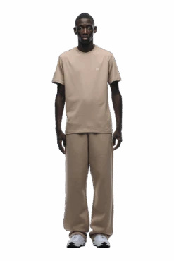 T-SHIRT REGULAR FIT MOCCA CREAM(T Shirt Regular Fit Mocca Cream) -6PM Store 1337x2005 6PM 0158 250519 6PM ECOM LOOK 26 1405