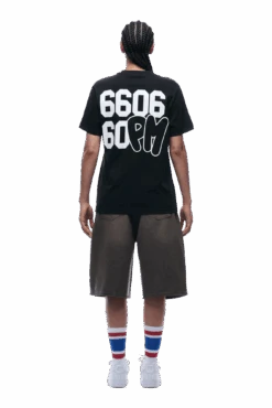 660660 TEE BLACK(660660 Tee Black) -6PM Store 1337x2005 6PM 0189 2500610 6PM ECOM LOOK 7 0366