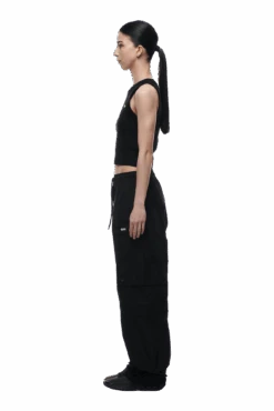 NYLON CARGO PANTS BLACK(Nylon Cargo Pants Black) -6PM Store 2005x1337 0037 240425 6PM ECOM LOOK 11 0766 min