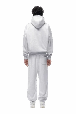 ZIP HOODIE LIGHT GREY(23n05 1110 201 Zhlog) 12 ZIP HOODIE LIGHT GREY(23n05 1110 201 Zhlog) -6PM Store 20231003 6PM NOS AW23 LOOK 06 288 min