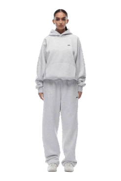 HOODIE LIGHT GREY(23n05 1100 201 Hlogo) -6PM Store 20231003 6PM NOS AW23 LOOK 27 815 min