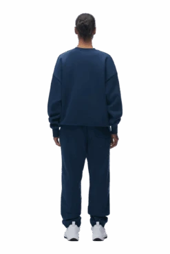 CREWNECK NAVY(Crewneck Navy) -6PM Store 22230330 6PM NOS23 Look 31 0876 min