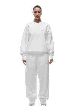 CREWNECK COCONUT WHITE(Crewneck Coconut White) 13 CREWNECK COCONUT WHITE(Crewneck Coconut White) -6PM Store 2406 6PM ECOM LOOK 32 2262 min
