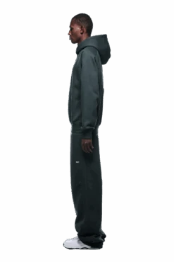 HOODIE DARK EMERALD(Hoodie Dark Emerald) 11 HOODIE DARK EMERALD(Hoodie Dark Emerald) -6PM Store 2500x1337 6pm 0034 241004 6PM Ecom Look 33 1792 min