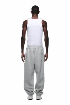 CUFF JOGGER SMOKE GREY(Cuff Jogger Smoke Grey) -6PM Store 2500x1337 6pm 0045 241004 6PM Ecom Look 31 1669 min