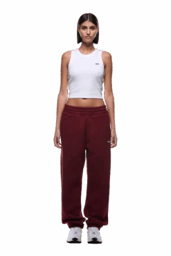 CUFF JOGGER WINE RED(Cuff Jogger Wine Red) -6PM Store 2500x1337 6pm 0080 241004 6PM Ecom Look 25 1484 min