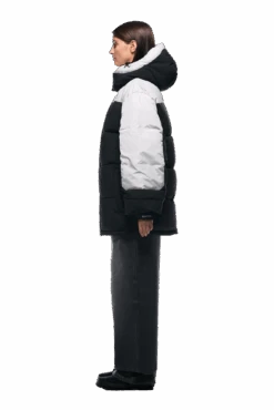 COACH PUFFER COAT BLACK(Coach Puffer Coat Black) -6PM Store 2500x1337 6pm 0182 241004 6PM Ecom Look 07 0717 min