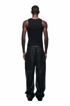 WAX COATED DENIM BLACK(Wax Coated Denim Black) 12 WAX COATED DENIM BLACK(Wax Coated Denim Black) -6PM Store 2500x1337 6pm 0208 241004 6PM Ecom Look 04 0297 min