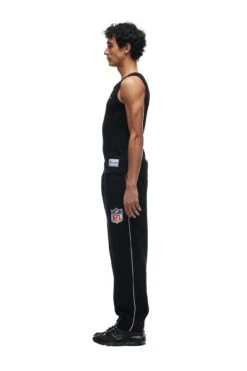 SHIELD LOGO TANKTOP(Shield Logo Tanktop) -6PM Store 2673x4009px 6pm NFL ECOM 0014 20231024 6PM NFL ECOM LOOK 20 1143