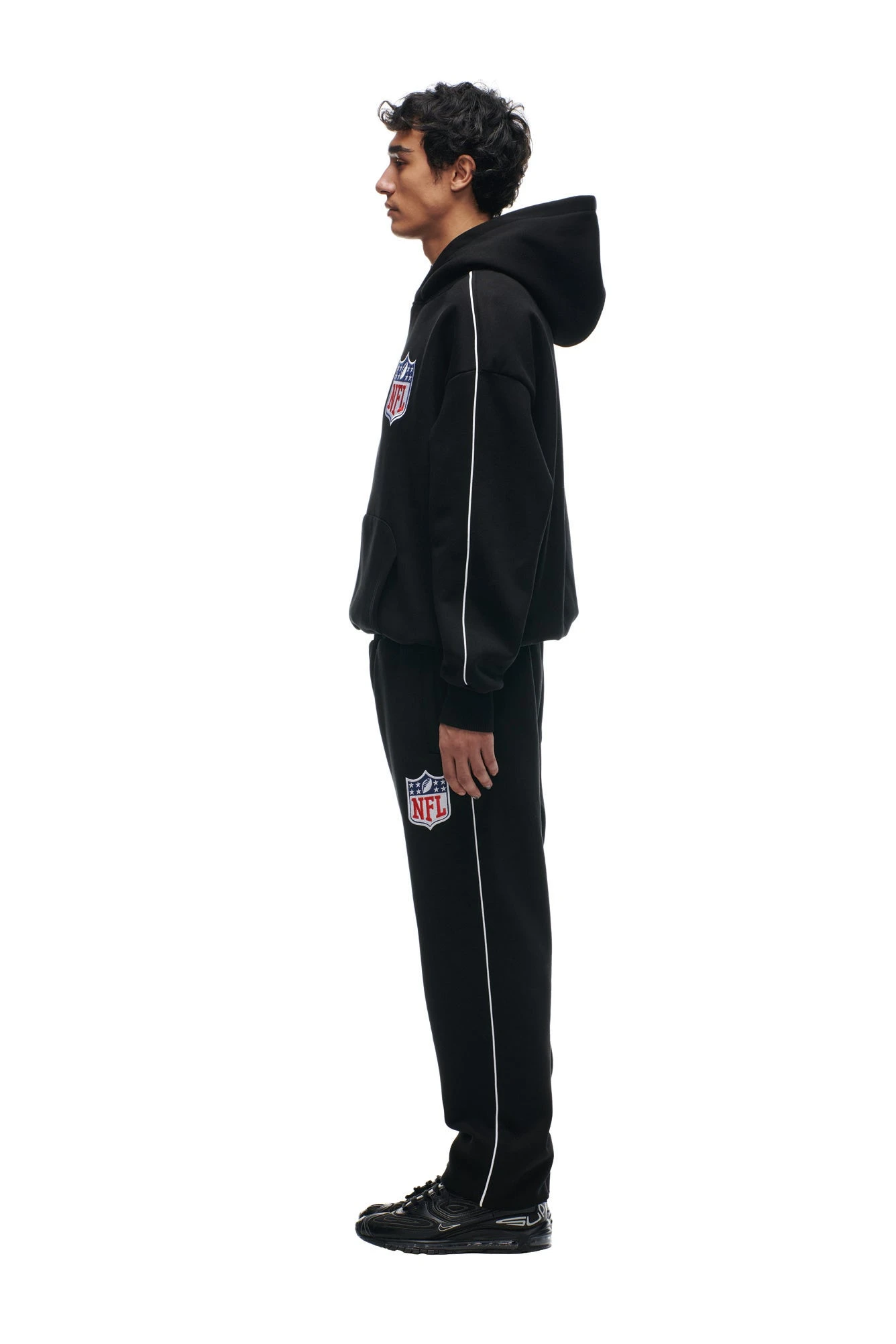 SHIELD LOGO HOODIE BLACK(Shield Logo Hoodie Black) 4 SHIELD LOGO HOODIE BLACK(Shield Logo Hoodie Black) - Image 2