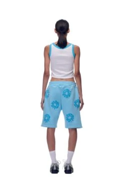FLOWER SHORTS BABY BLUE(Shorts Aop Baby Blue) -6PM Store 2673x4009px 6pm V2 0001s 0089 20230530 6PM ECOM Look 05 0238