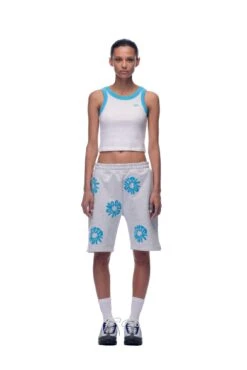 FLOWER SHORTS GREY(Shorts Aop Grey) -6PM Store 2673x4009px 6pm V2 0001s 0097 20230530 6PM ECOM Look 04 0202