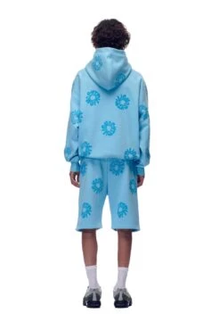 FLOWER HOODIE BABY BLUE(Hoodie Aop Baby Blue) -6PM Store 2673x4009px 6pm V2 0001s 0110 20230530 6PM ECOM Look 01 0128