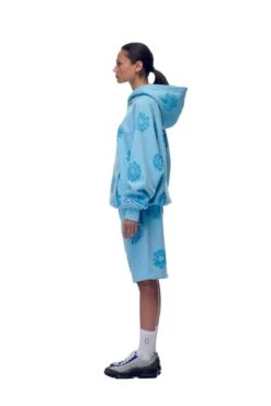 FLOWER HOODIE BABY BLUE(Hoodie Aop Baby Blue) -6PM Store 2673x4009px 6pm V2 0001s 0114 20230530 6PM ECOM Look 01 0101