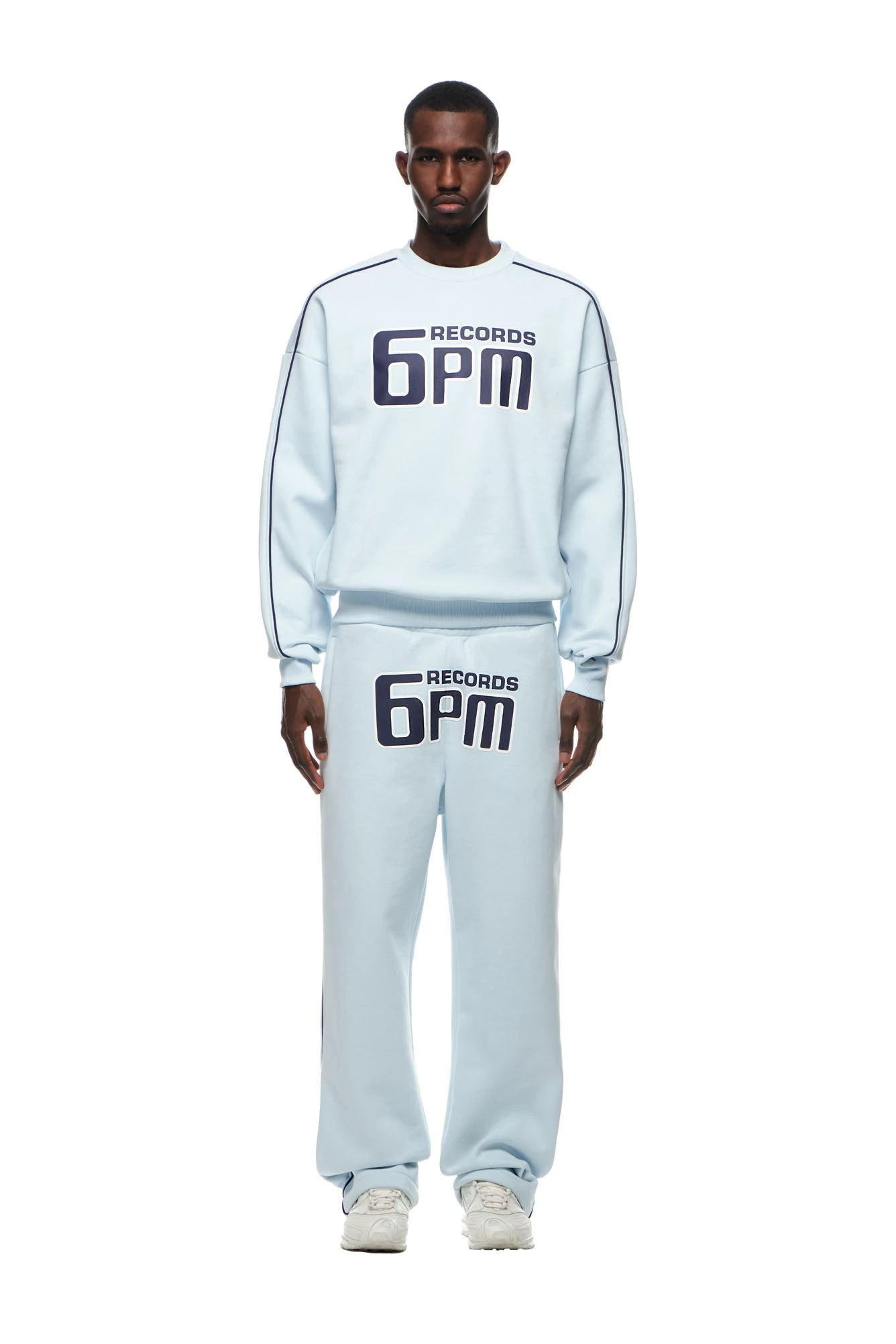 RECORDS CREWNECK ICE BLUE(Records Crewneck Ice Blue) 3 RECORDS CREWNECK ICE BLUE(Records Crewneck Ice Blue)