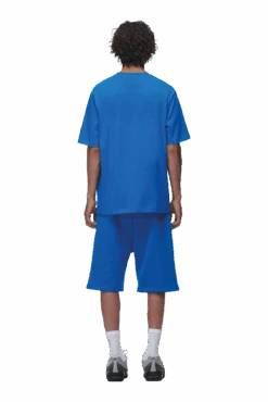 T-SHIRT PRINCESS BLUE(T Shirt Princess Blue) -6PM Store 2673x4009px 0213 6PM ECOM Look 16 0319 min