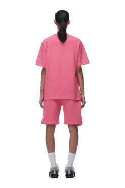 T-SHIRT HOT PINK(T Shirt Hot Pink) -6PM Store 2673x4009px 0231 6PM ECOM Look 10 0212 min