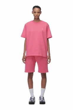 T-SHIRT HOT PINK(T Shirt Hot Pink) -6PM Store 2673x4009px 0233 6PM ECOM Look 10 0199 min