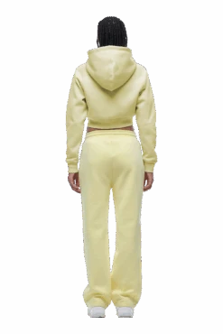 WMNS CROPPED ZIP HOODIE BUTTERCREAM(Wmns Cropped Zip Hoodie Buttercream) -6PM Store 6pm png 0024 2025 07 14 6PM ECOM LOOK 25 0663