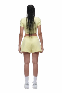 WMNS CROPPED T-SHIRT BUTTERCREAM(Wmns Cropped T Shirt Buttercream) -6PM Store 6pm png 0036 2025 07 14 6PM ECOM LOOK 21 0589