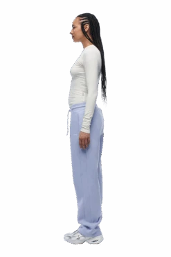 WMNS LONGSLEEVE OFF-WHITE(Wmns Longsleeve Off White) 8 WMNS LONGSLEEVE OFF-WHITE(Wmns Longsleeve Off White) -6PM Store 6pm png 0052 2025 07 14 6PM ECOM LOOK 16 0480